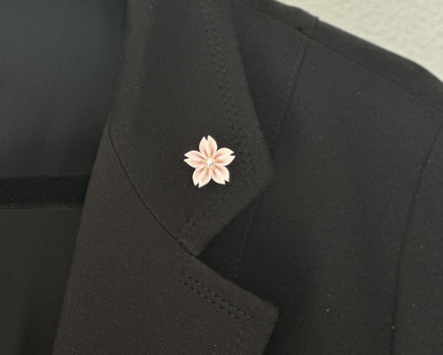 桜のラペルピン つまみ細工 ピンバッジ メンズ・レディース （送料無料