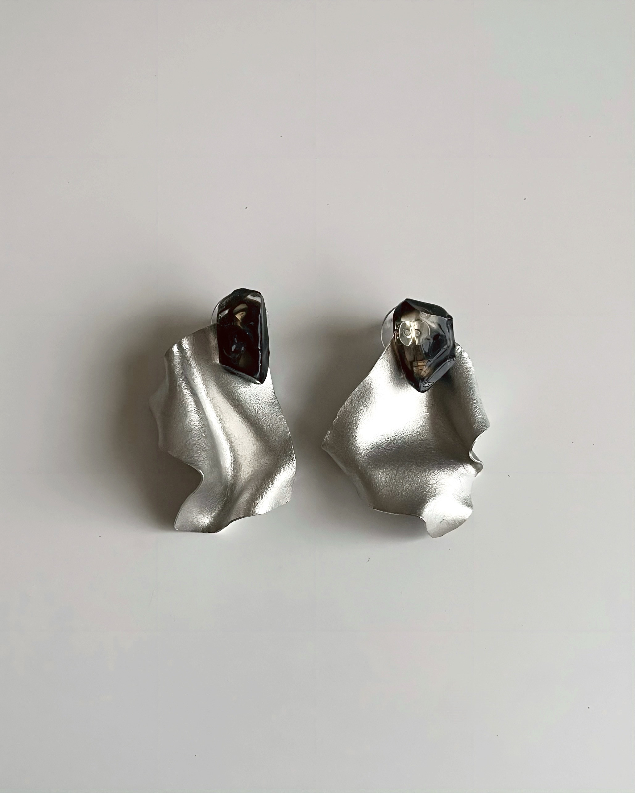 2way tin pierce【sepia】