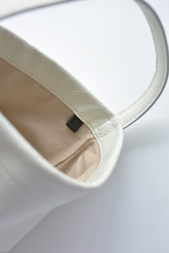 本革 ワンハンドルバッグ イタリアンレザー [MOLVAR] 4枚目の画像