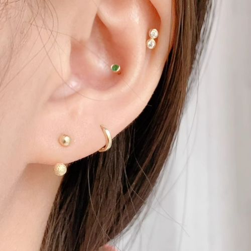 ゴールドの球体デザイン片耳用ピアス K18イエローゴールド ボールピアス 5mm | 高品質 金・プラチナ