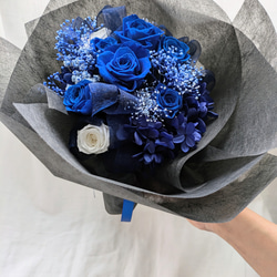 プリザーブドフラワー／星空に染まった青い薔薇の神秘と奇跡／ 陶器