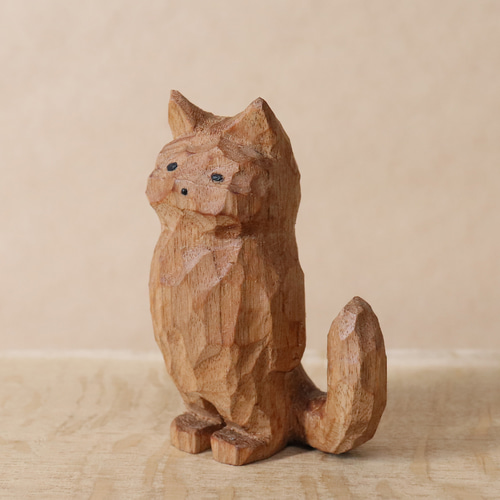 ★手彫り一点物、スモーキークォーツネコ　置物　素晴らしい手仕事　素敵な逸品 ☆手彫り一点物、スモーキークォーツネコ置物素晴らしい手仕事