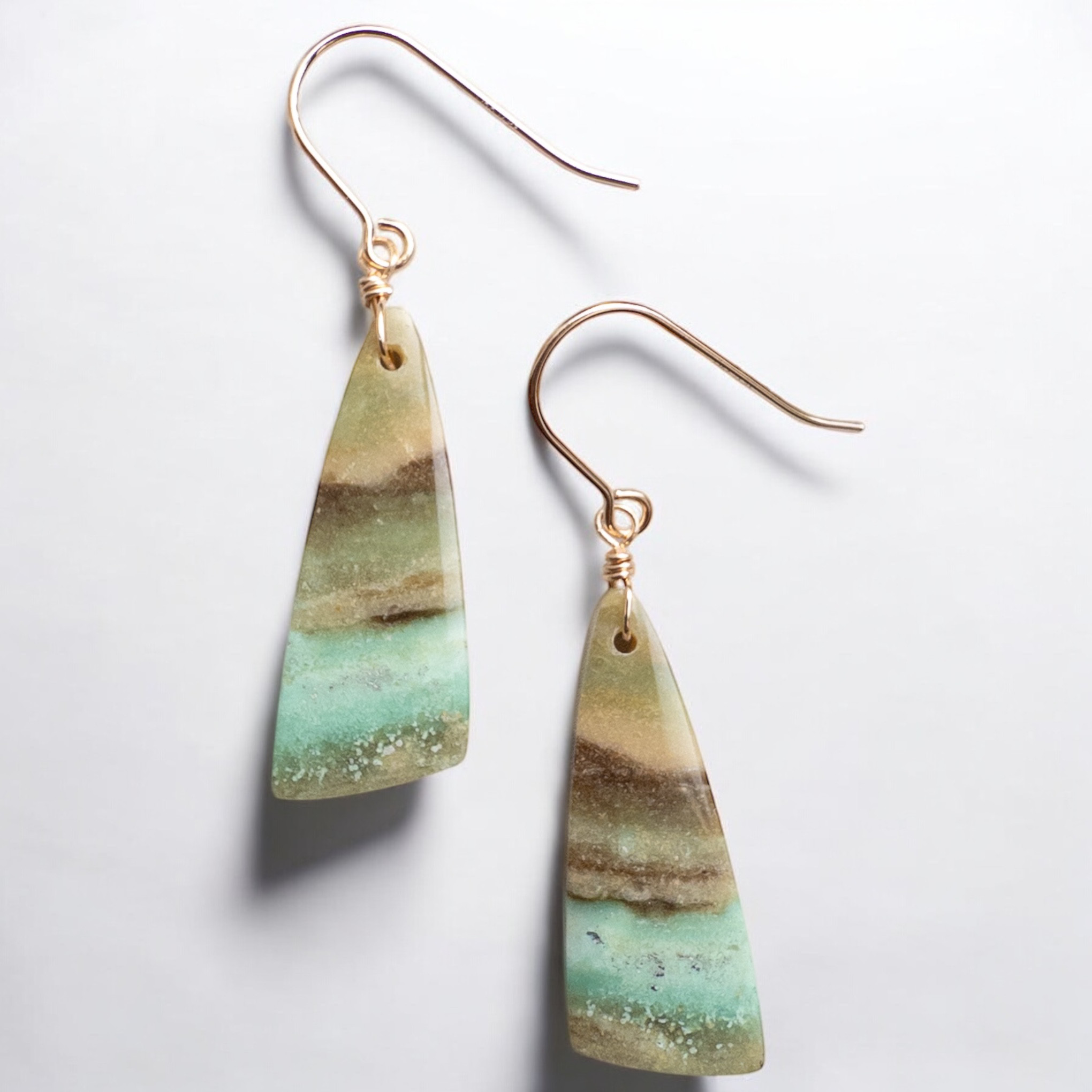 オパライズドウッドの一粒ピアス　14kgf/イヤリング　②