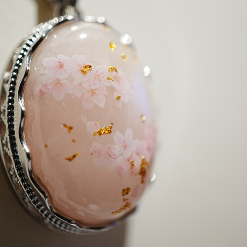 ★特選ご奉仕★得々さざれ連セット【クリスタルクォーツ♢ローズクォーツ】❤️ 高品質]ローズクォーツ彫刻/銭蛙（全長約83mm） - 埼玉県吉川市