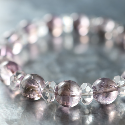 ☆スーパープレミアムブレス☆全ての石に虹を持ちます☆アイリスイン