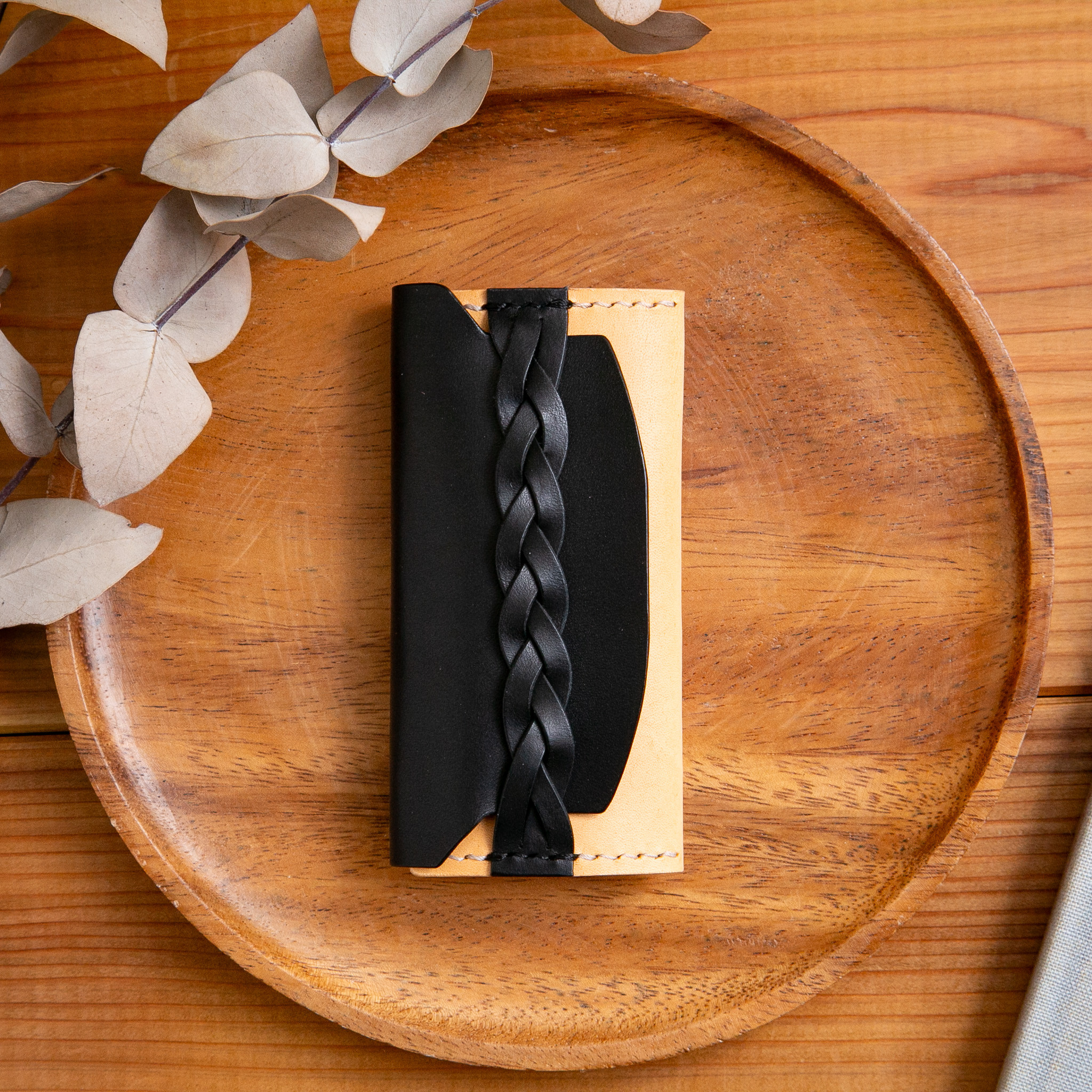 《クール＆ナチュラル》三つ編みのキーケース【１２色から選べる】