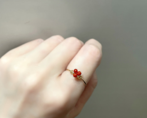 14kgf］赤珊瑚のワイヤーリング 天然石 指輪 ハート 南天 華奢 指輪