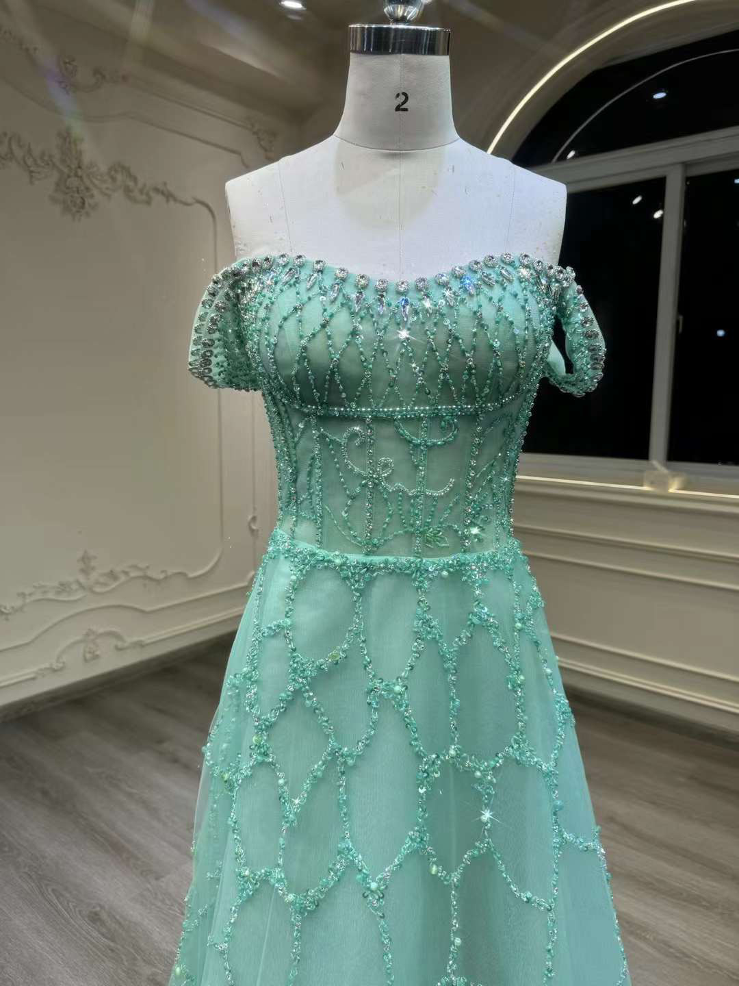 お買い得！翡翠色　Aライン　エレガント　痩せて見える　袖あり　オーダー可能　二の腕を隠せる　音楽会演奏会カラードレス卒業 89,800円