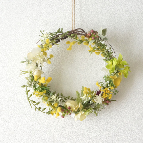 Creema限定・1点物】春の庭・ミモザのリース リース hanahi.flower 