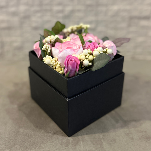 クレイフラワー〉BOX入りのバラ アートフラワー クレイフラワー