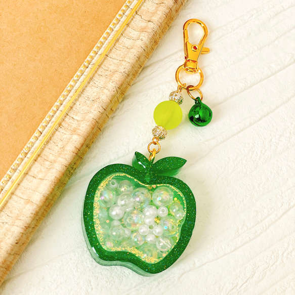 青りんごのシェイカーキーホルダー チャーム *°♡molto carino