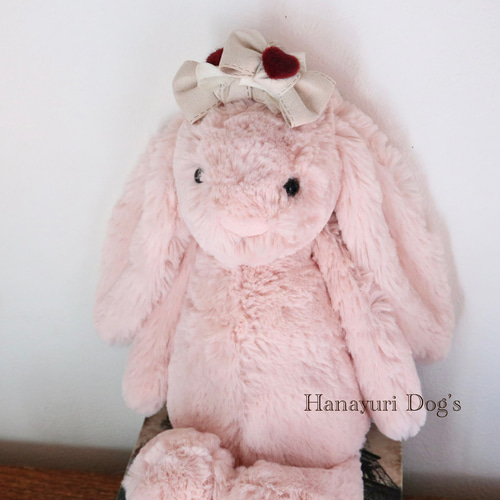 オフホワイトスエード ワインレッドハート バレンタイン 犬リボン