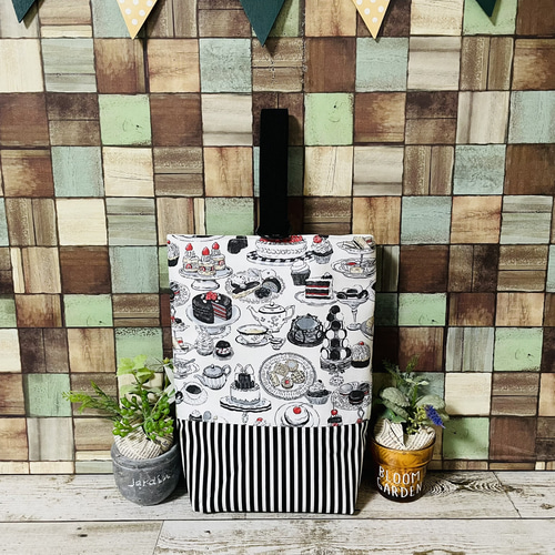 ハンドメイド スイーツ レッスンバッグ 上履き入れ 巾着 マカロン