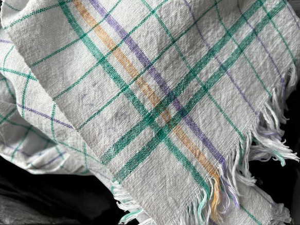 手紡ぎ手織り/70cm×150cm/バスタオル/インド/カディ/テーブルクロス/袋物 9枚目の画像