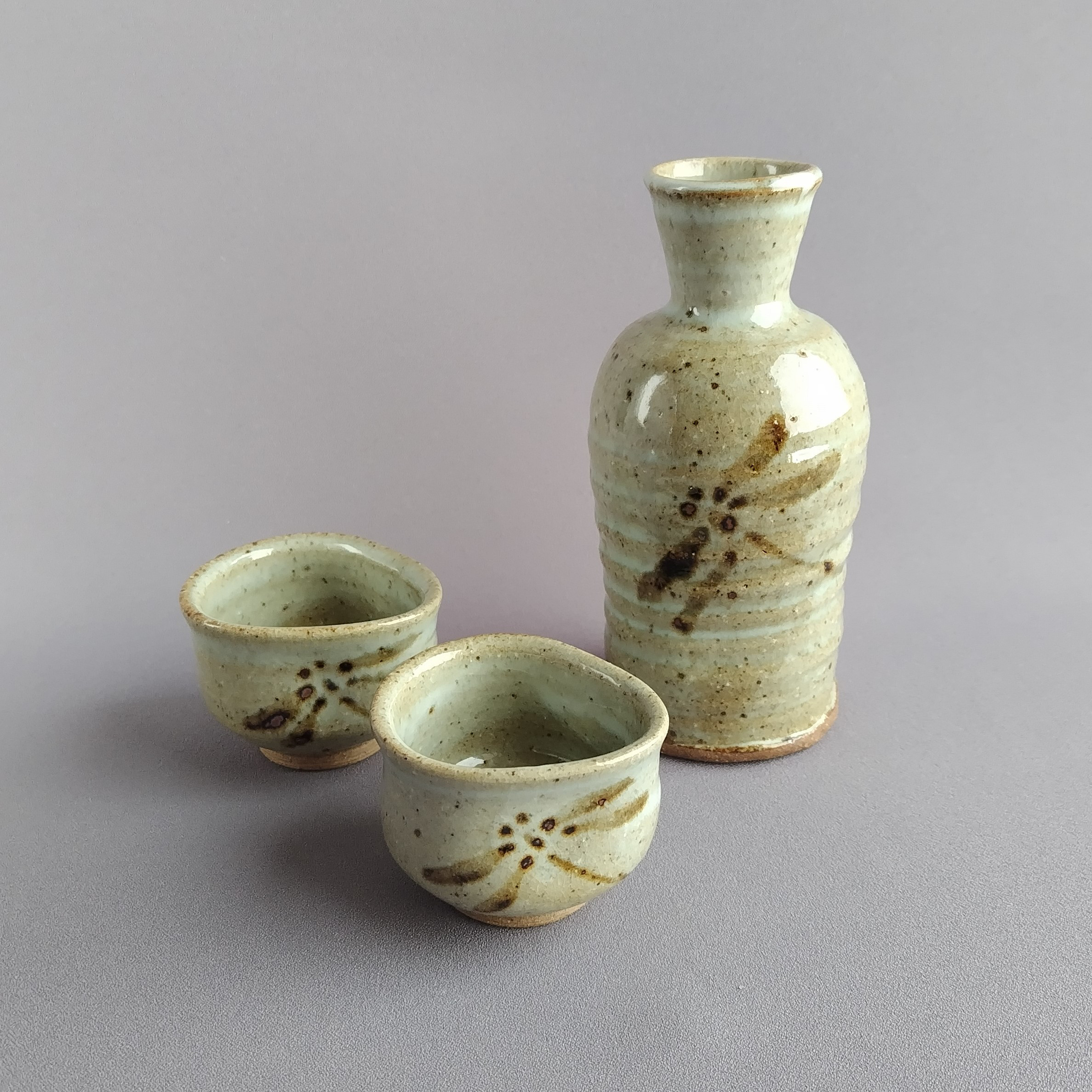 徳利＆ぐい吞み　萩釉　トンボ絵　【商品番号：00649】