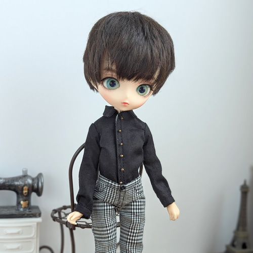 再出品279.※単品※黒のシャツ※ブライスアウトフィット※1/6ドール服 1310※ハルモニアブルームルートアウトフィット※単品※黒の長袖シャツ※1