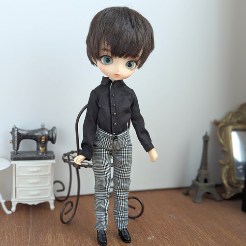 1310※ハルモニアブルームルートアウトフィット※単品※黒の長袖シャツ※1
