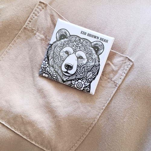 ヒグマの缶バッジ/40mm角/omen その他雑貨 sisi 通販 18766306