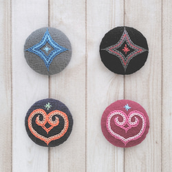 アイヌ文様刺繍入りブローチorポニーフック(4種類)直径約4㎝『Creema
