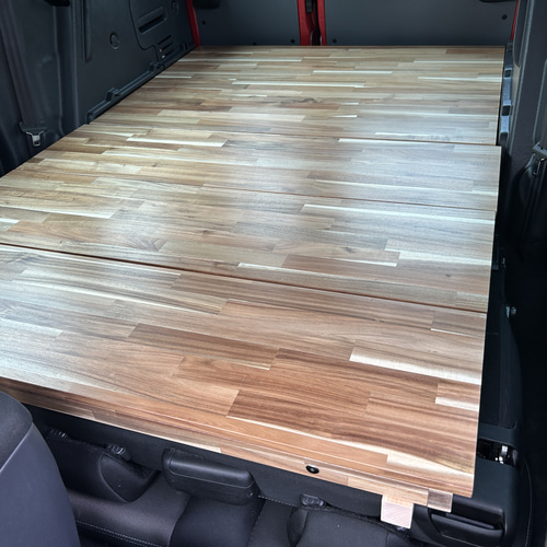 カングー2用 荷台フラット化キット アカシア材ニス仕上げ 木材・板