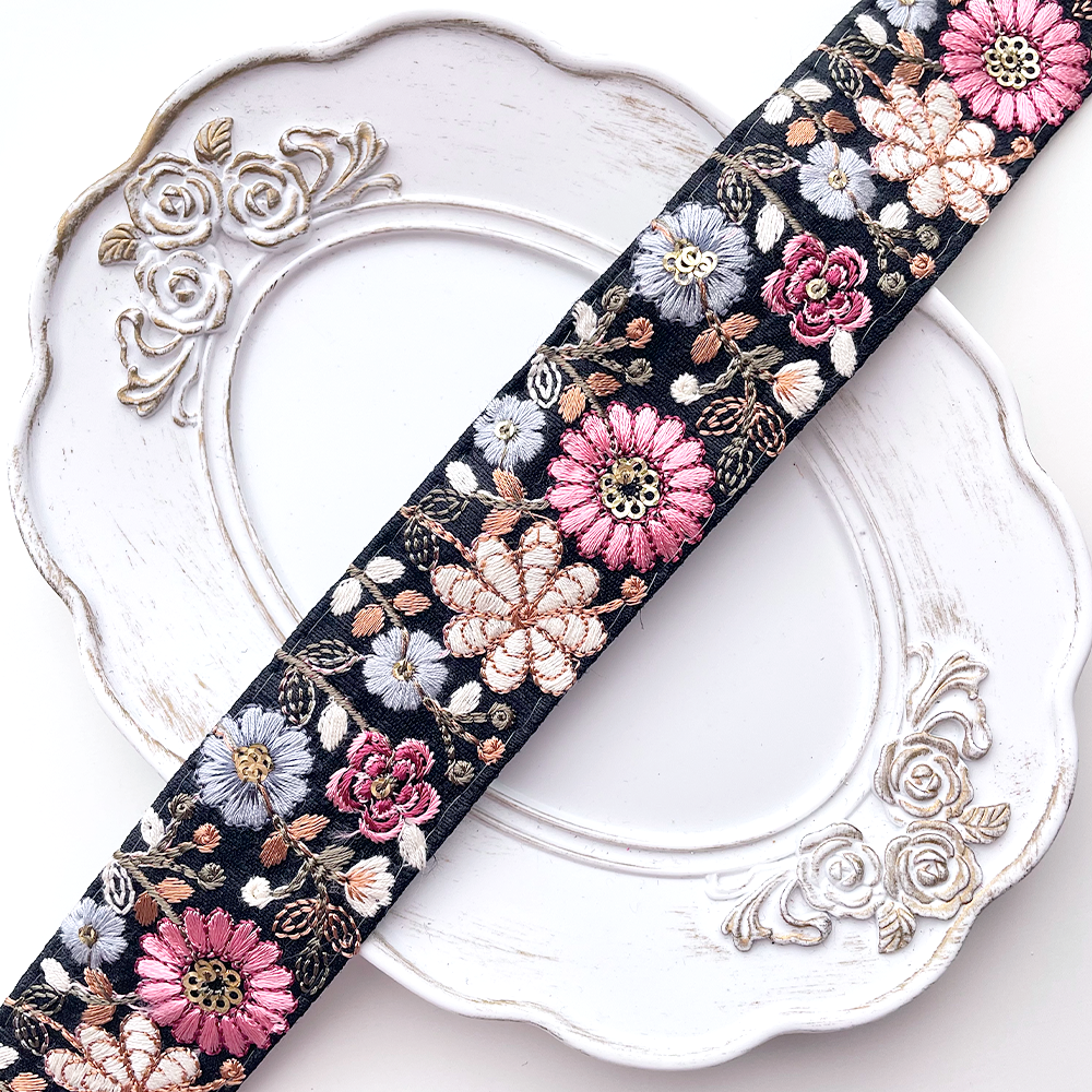 Ma.様お取引中　インド刺繍(^-^)