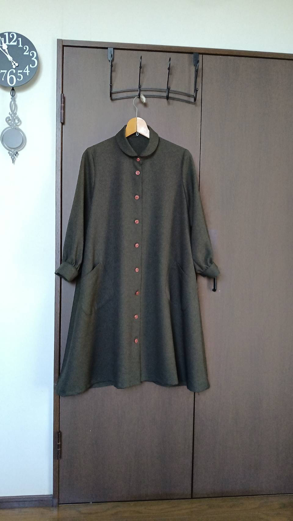 シャツカラーのチュニックワンピース