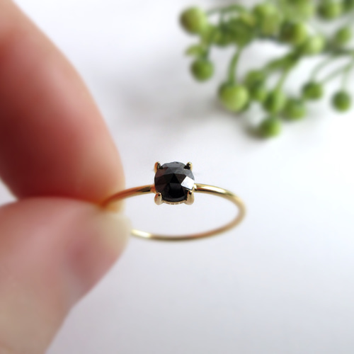 新作☆大人の髪飾り　花香る宝石(ブラックダイヤモンド 4月の誕生石】4mm美粒ローズカット「ブラックダイヤモンド」リング