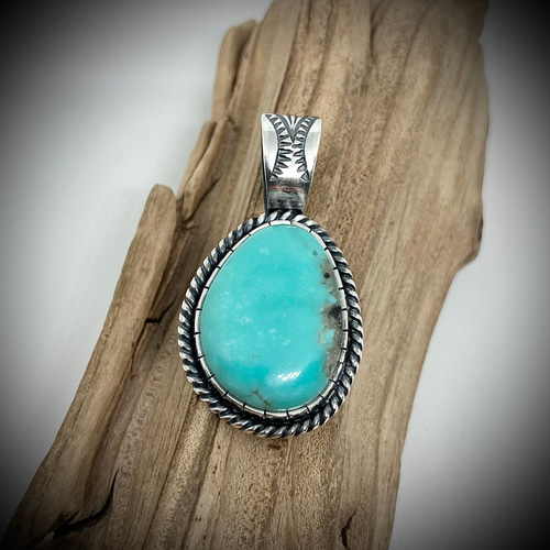 キングマン ターコイズ トルコ石 シルバー ネックレス ペンダント