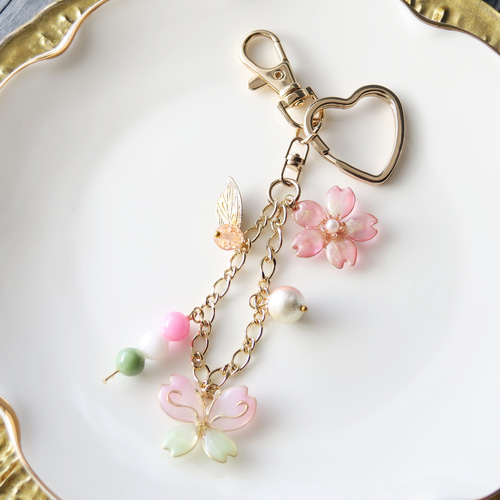 桜蝶と三色団子のバッグチャーム【 受注制作 】桜 蝶 三色団子 ハート