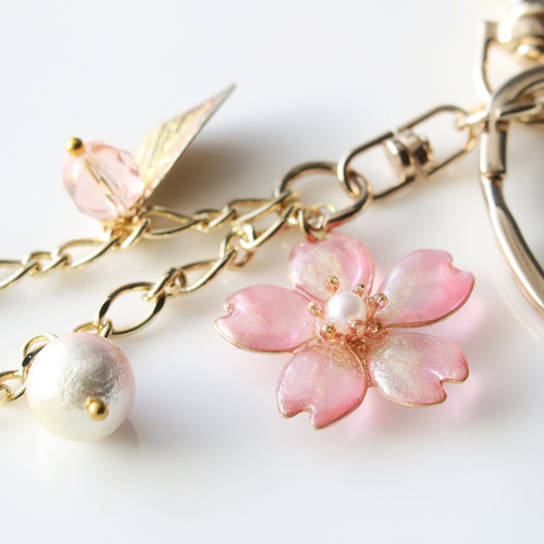 桜蝶と三色団子のバッグチャーム【 受注制作 】桜 蝶 三色団子 ハート