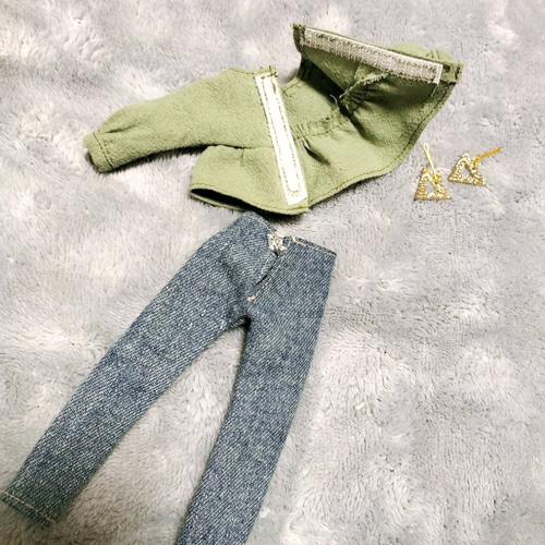 3点セット 上下 トップス ピアス ボトムス ズボン リカちゃん オビツ22