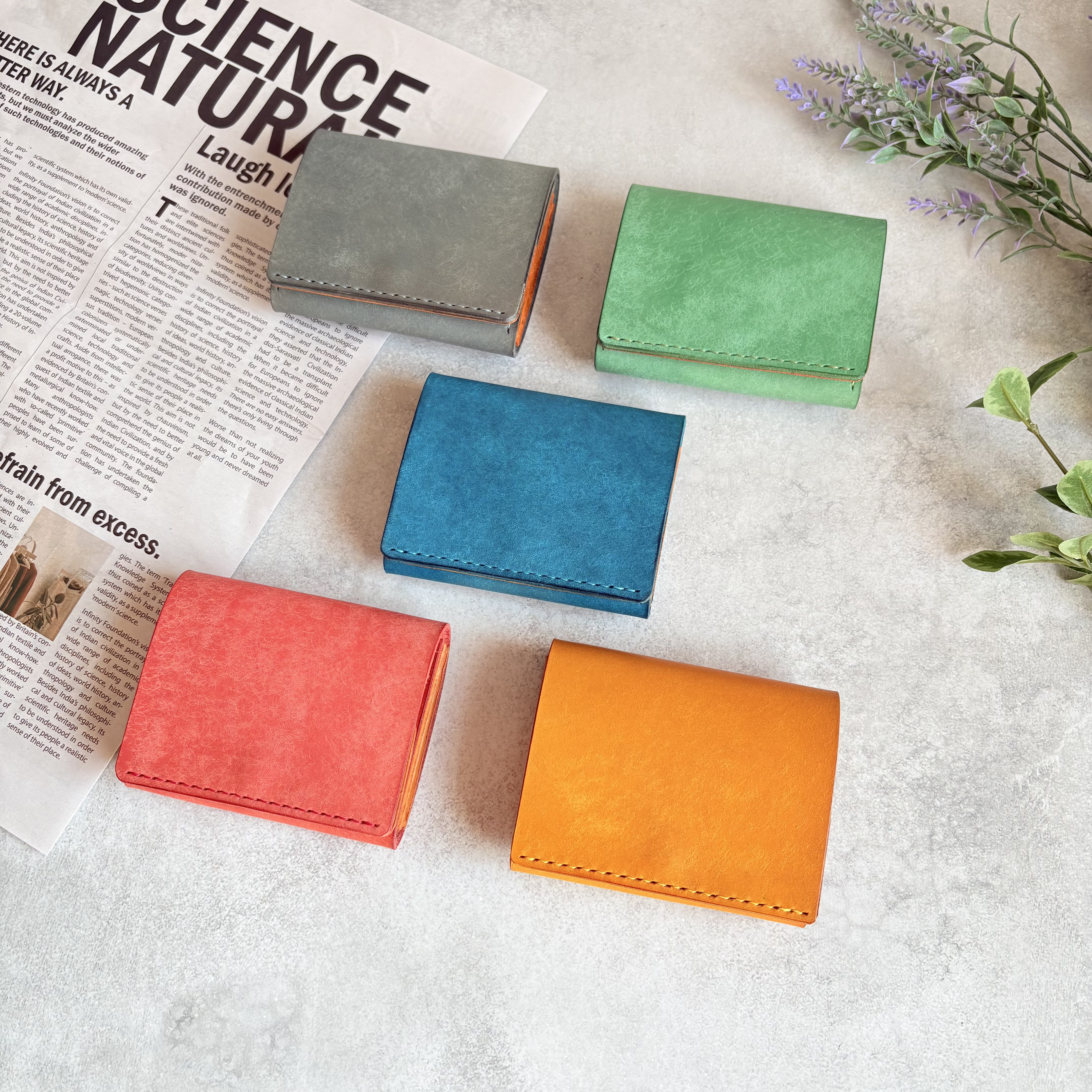 スムーズなお支払いができる!! ふたつ折り財布　スクラッチレザー×国産ヌメ革　小さい財布  コンパクト財布