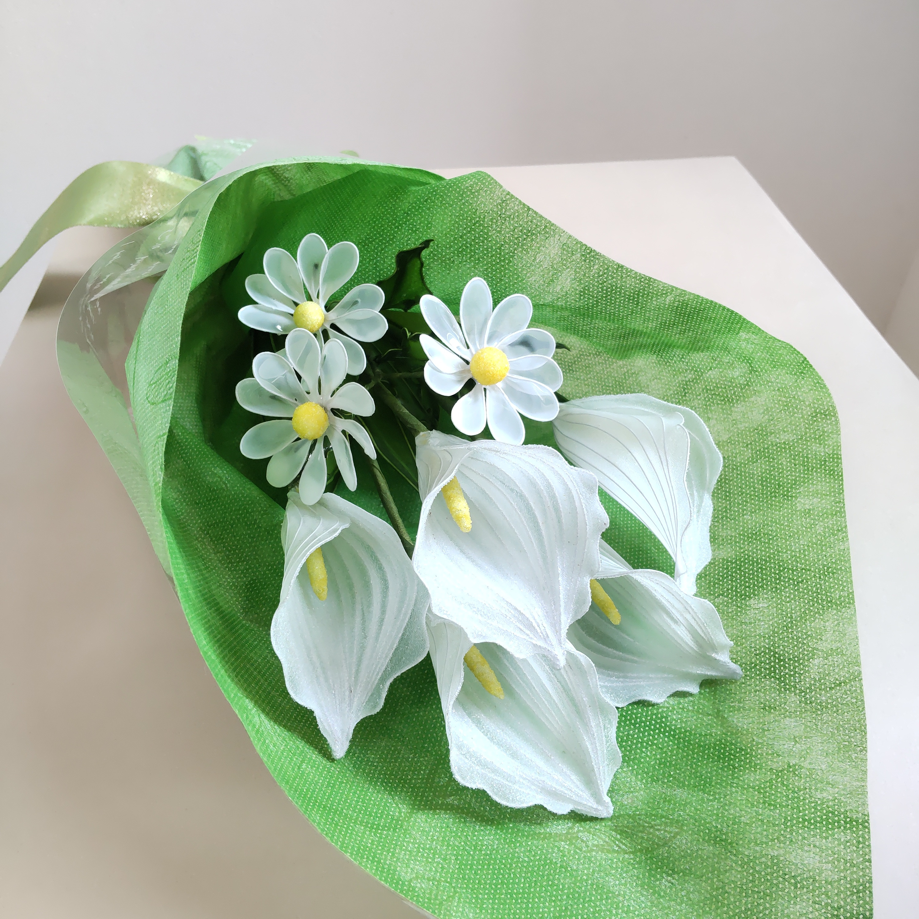 花束♡ミニブーケ♡カラー♡マーガレット♡ディップアート♡アメリカンフラワー