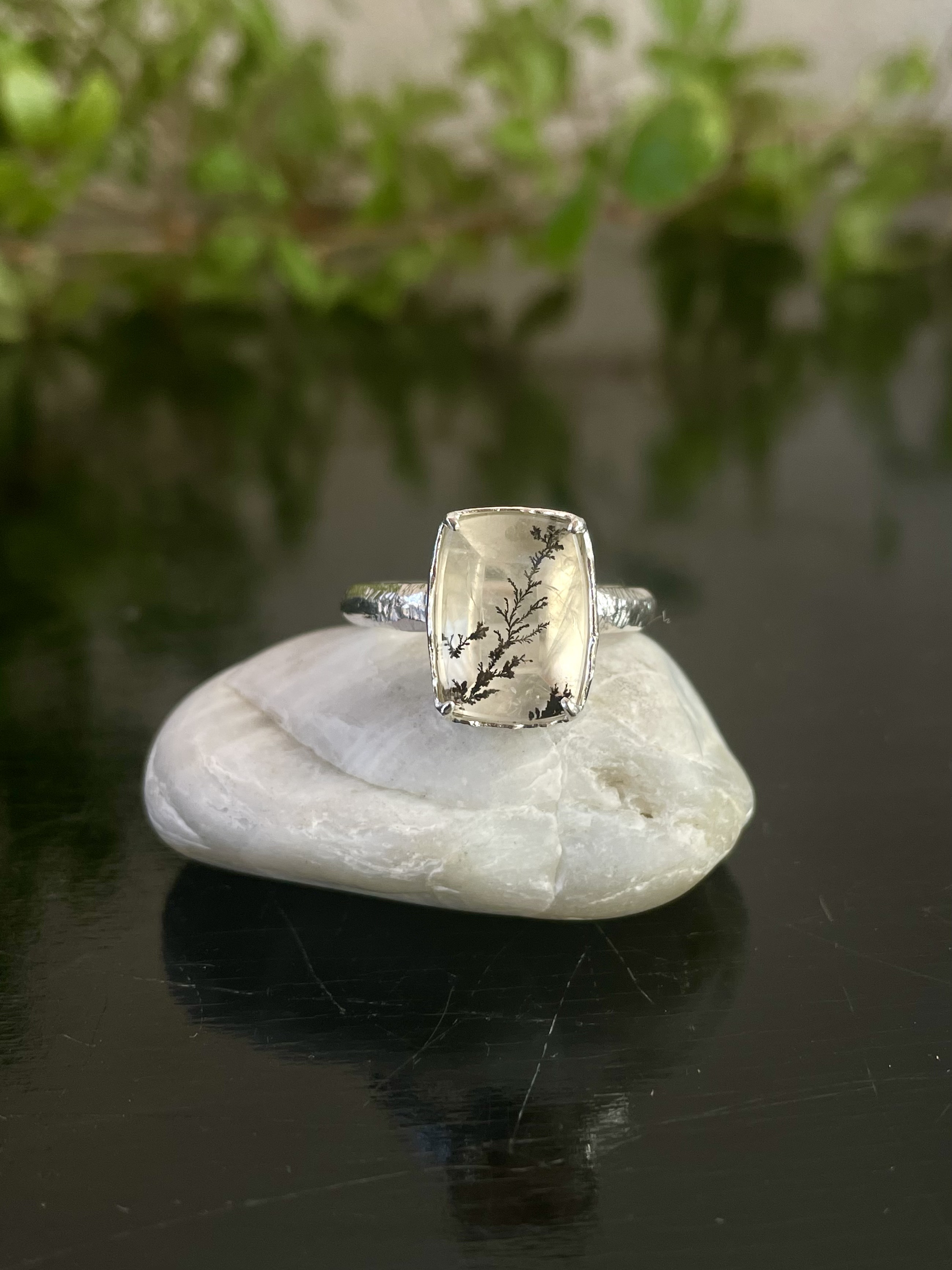 ボタニカルのデンドリティックinクォーツ《送料無料》