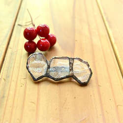昭和ガラス×陶器】蝶のブローチ(唐草)ステンドグラス/Butterfly brooch 