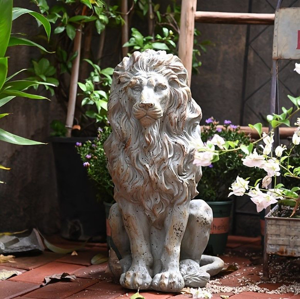 ライオン置物　ビンテージ　大型オブジェ ガーデンオーナメント ライオン ヴィンテージ調 おしゃれ 置物 動物
