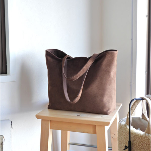 ブラウン スエード トートバッグ TOTEME スエード トートバッグ | ブラウン | FARFETCH JP