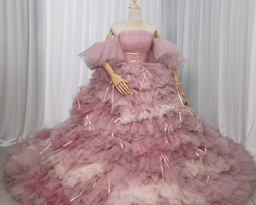 送料無料！カラードレス ピンク もこもこドレス リボン 編み上げ