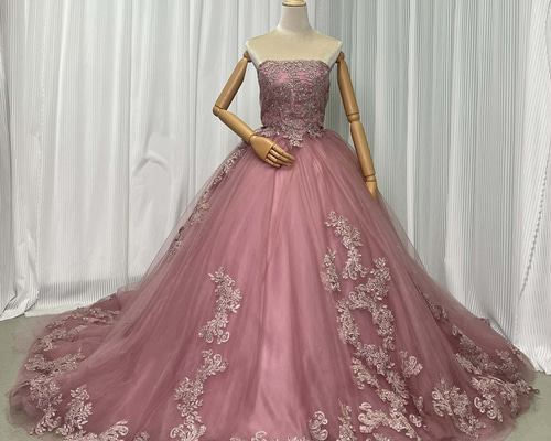 送料無料！カラードレス もも色 ベアトップ 花柄のモチーフ刺繍が