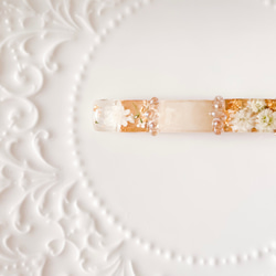 優雅時尚的金色珍珠和樹脂髮夾。非常適合婚禮、生日或任何特殊場合的禮物。小巧可愛。 第5張的照片