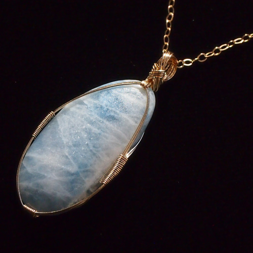 糸魚川産コン沢青翡翠の女神巻き®ペンダントトップ ペンダントトップ