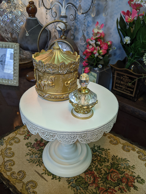 アンティークなインテリア小物 スタンドトレイ アクセサリーケース