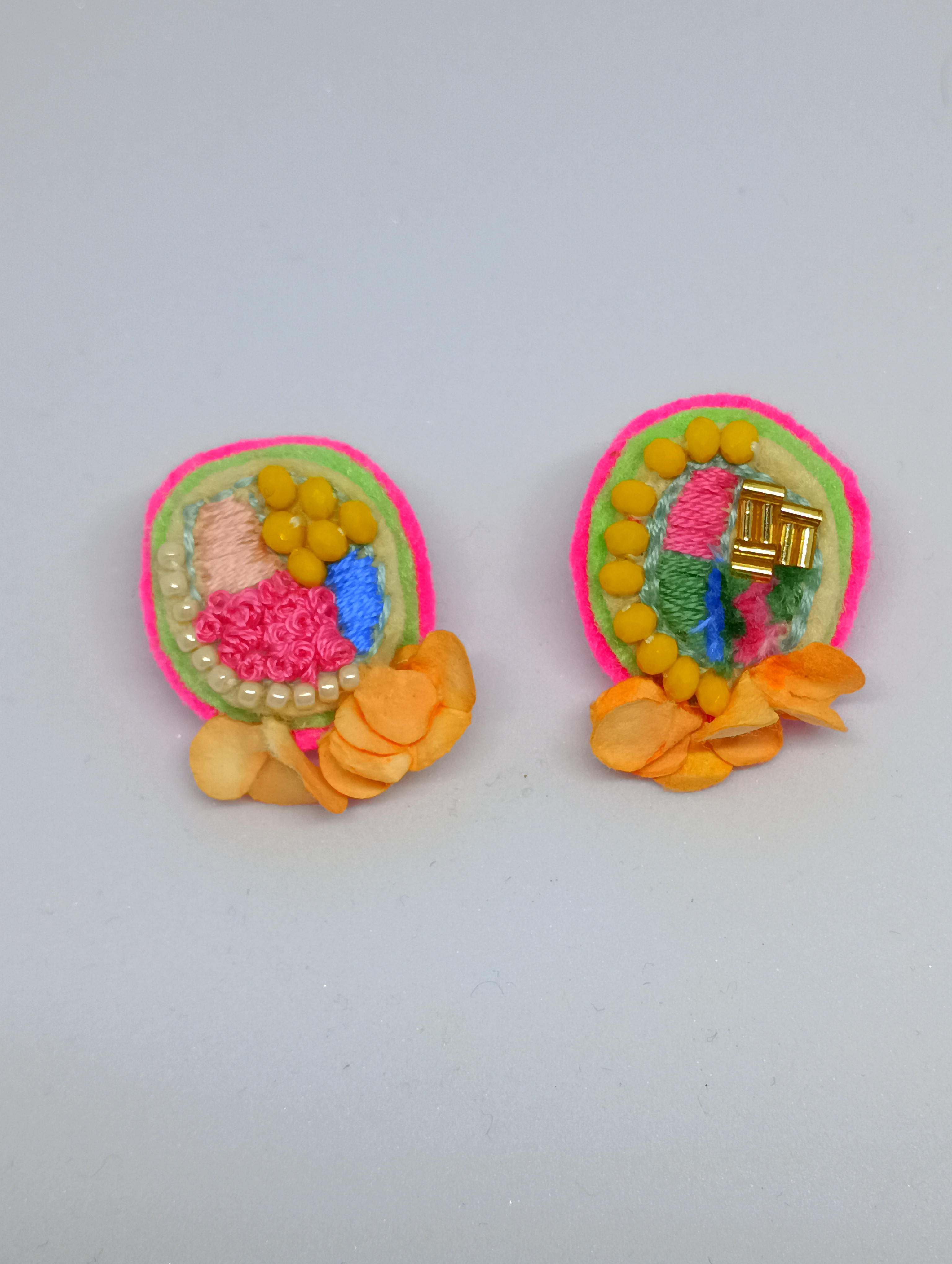 ☆イヤリング☆手刺繍