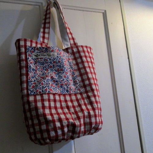 フランスアンティーク総手刺繍リネンクロス※ローズパニエとリボン フランスアンティーク総手刺繍リネンクロス※ローズパニエと