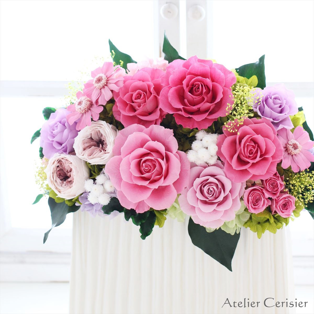 【送料無料】☆プリザーブドフラワー＜フラワーライン＞ ピンク バラ ローズ 大型アレンジメント 【お祝い】