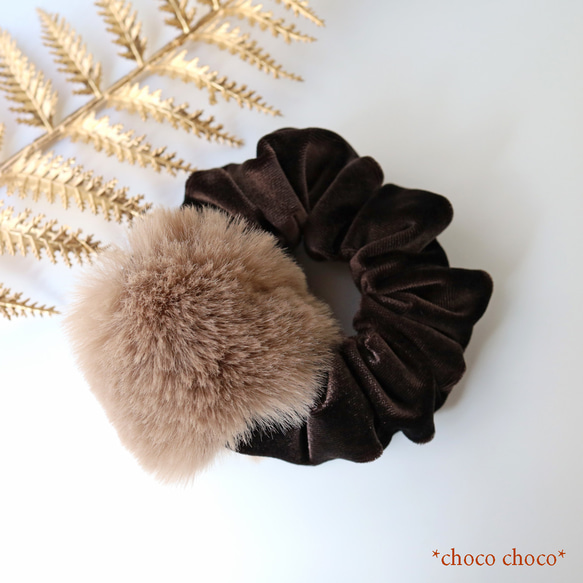環保毛絨髮圈（棕色） 第1張的照片