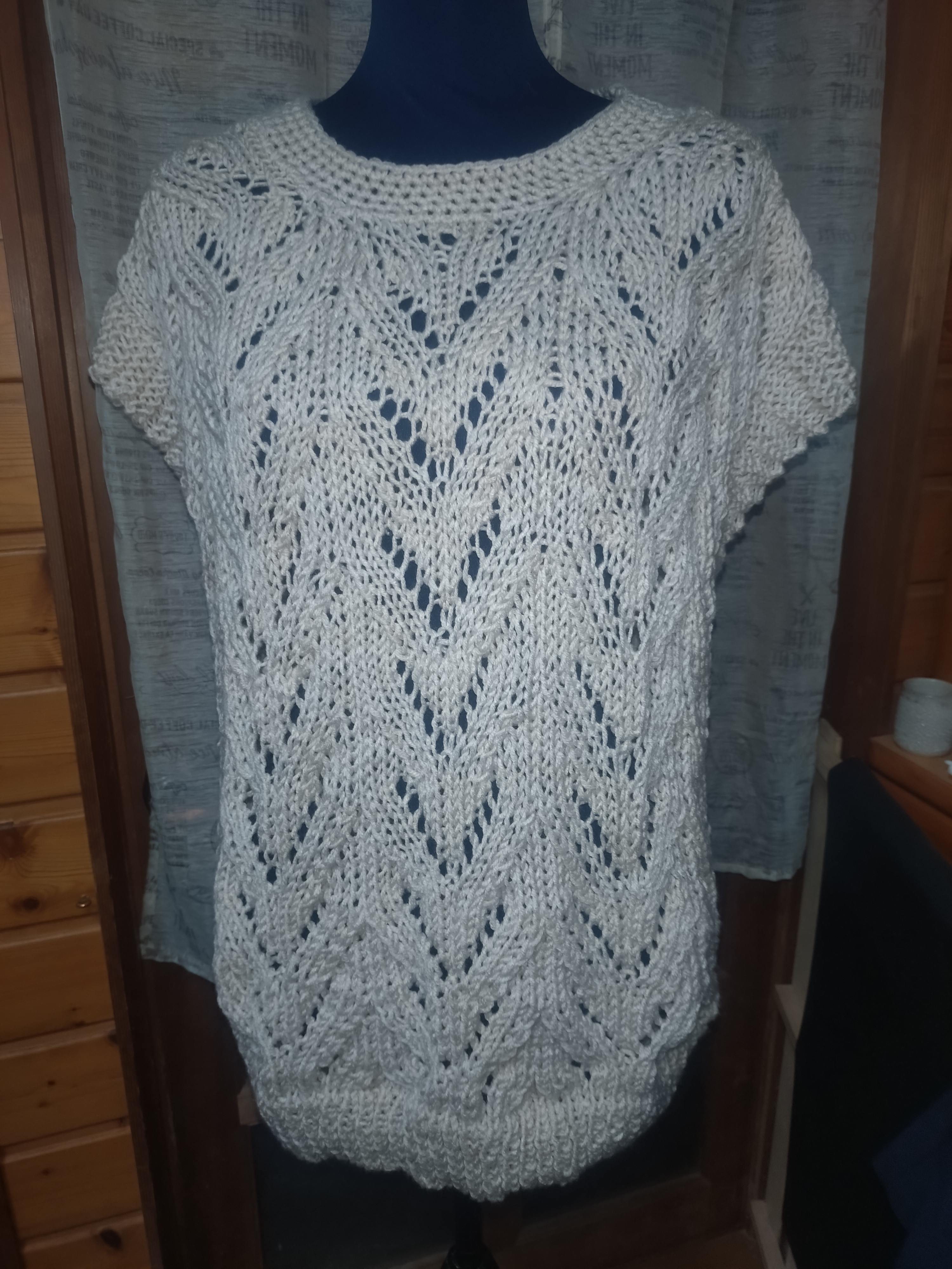 とにかく軽くて温か  ザックリ編み  ニットベスト