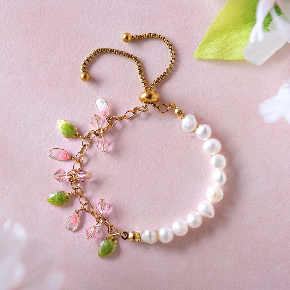 【N.572】ハンドメイド　ブレスレット　ドライフラワー　薔薇　淡水パール　黄
