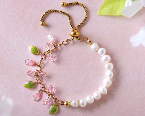 【N.572】ハンドメイド　ブレスレット　ドライフラワー　薔薇　淡水パール　黄 c60bd1e963b1073285a056203481d2