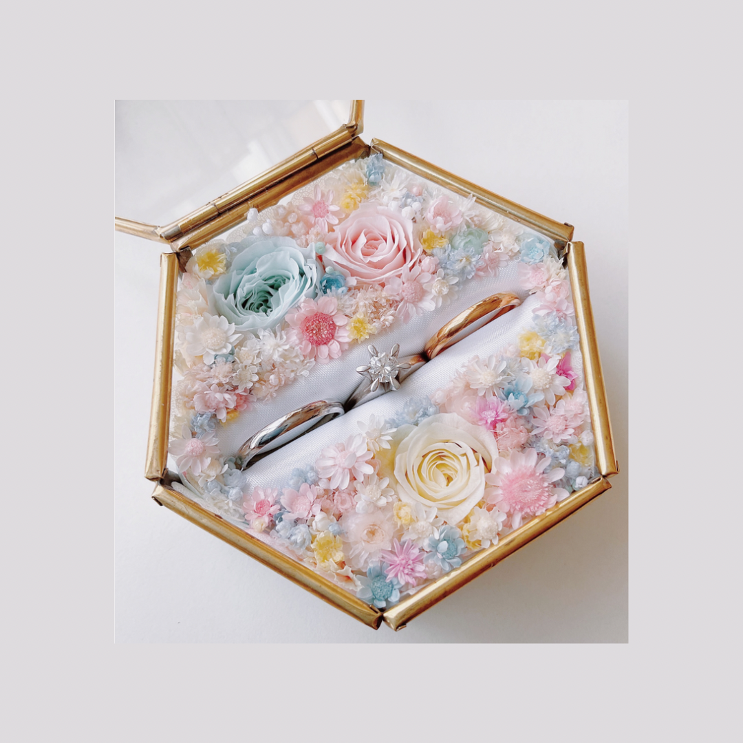 【約束のとき】リング3つ対応縦置きタイプ・リングピロー・ヴィンテージ風ガラスケース・プリザーブドフラワー